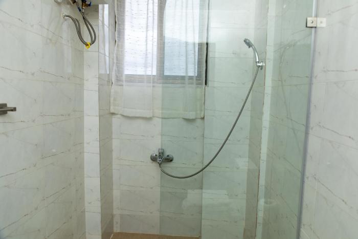 spacious and outstanding 3 bed furnished apartment