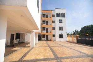 spacious and outstanding 3 bed furnished apartment