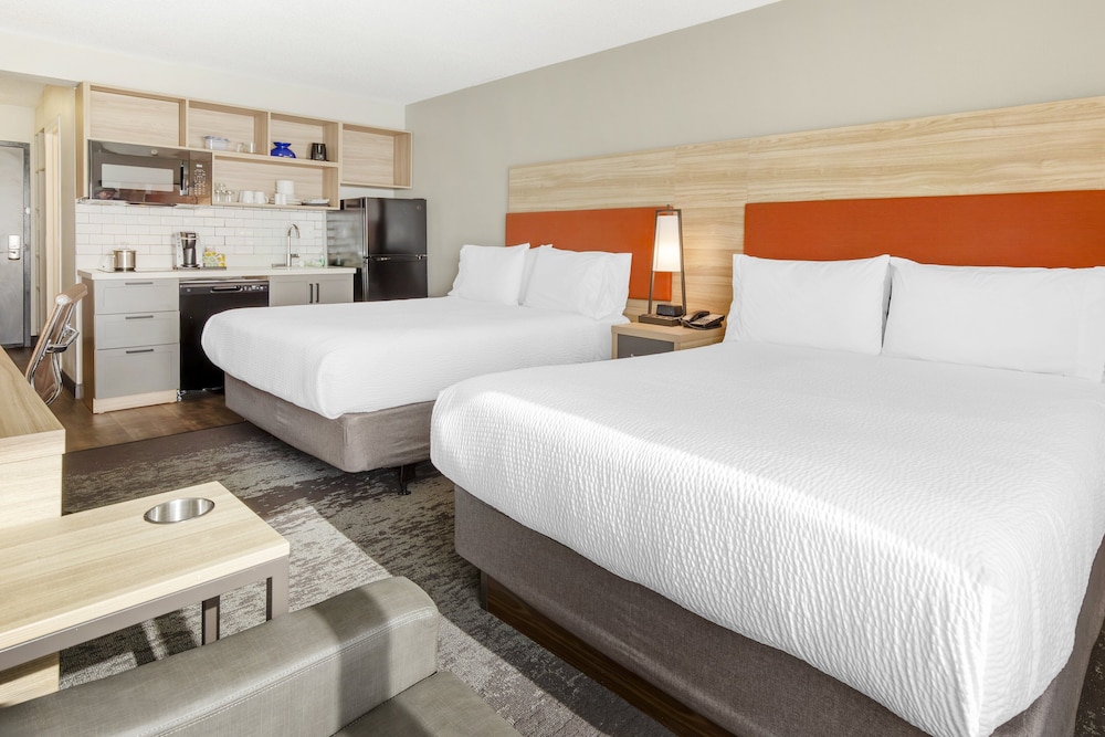 candlewood suites roanoke airport an ihg hotel