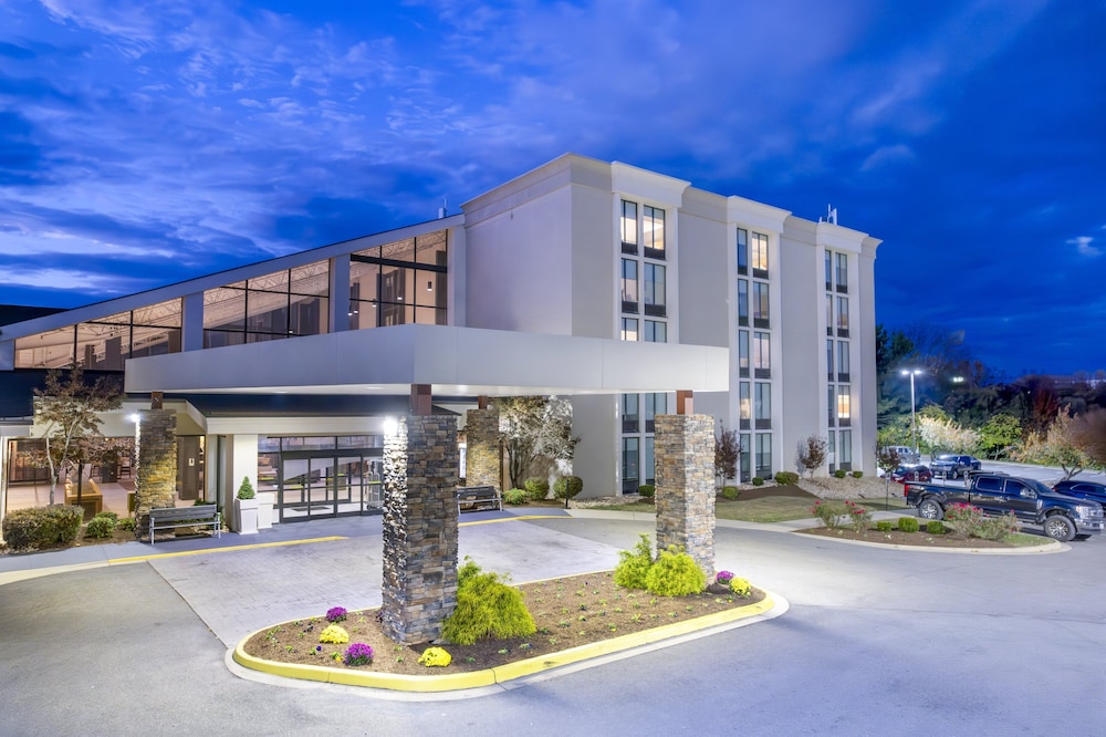 candlewood suites roanoke airport an ihg hotel