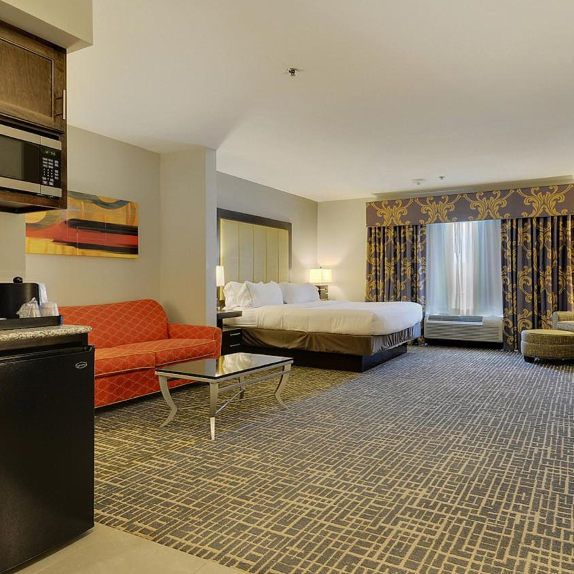 holiday inn express and suites gonzales by ihg