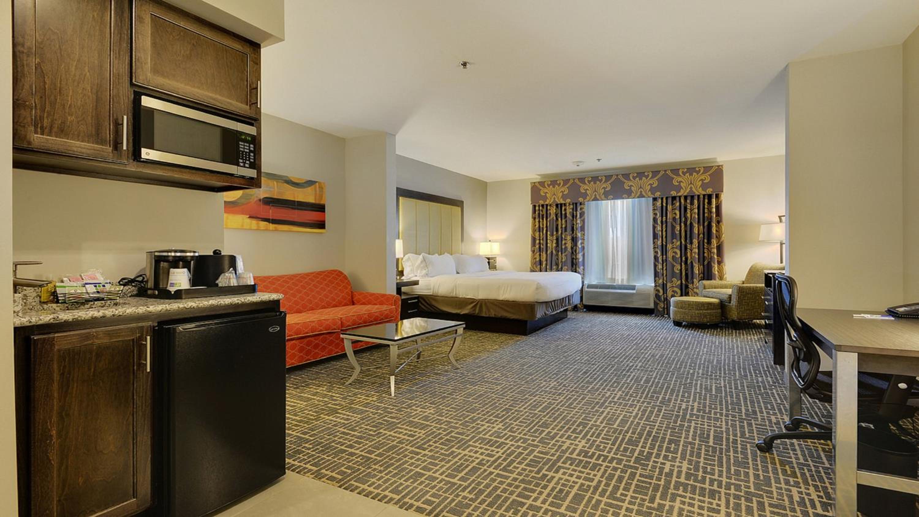 holiday inn express and suites gonzales by ihg