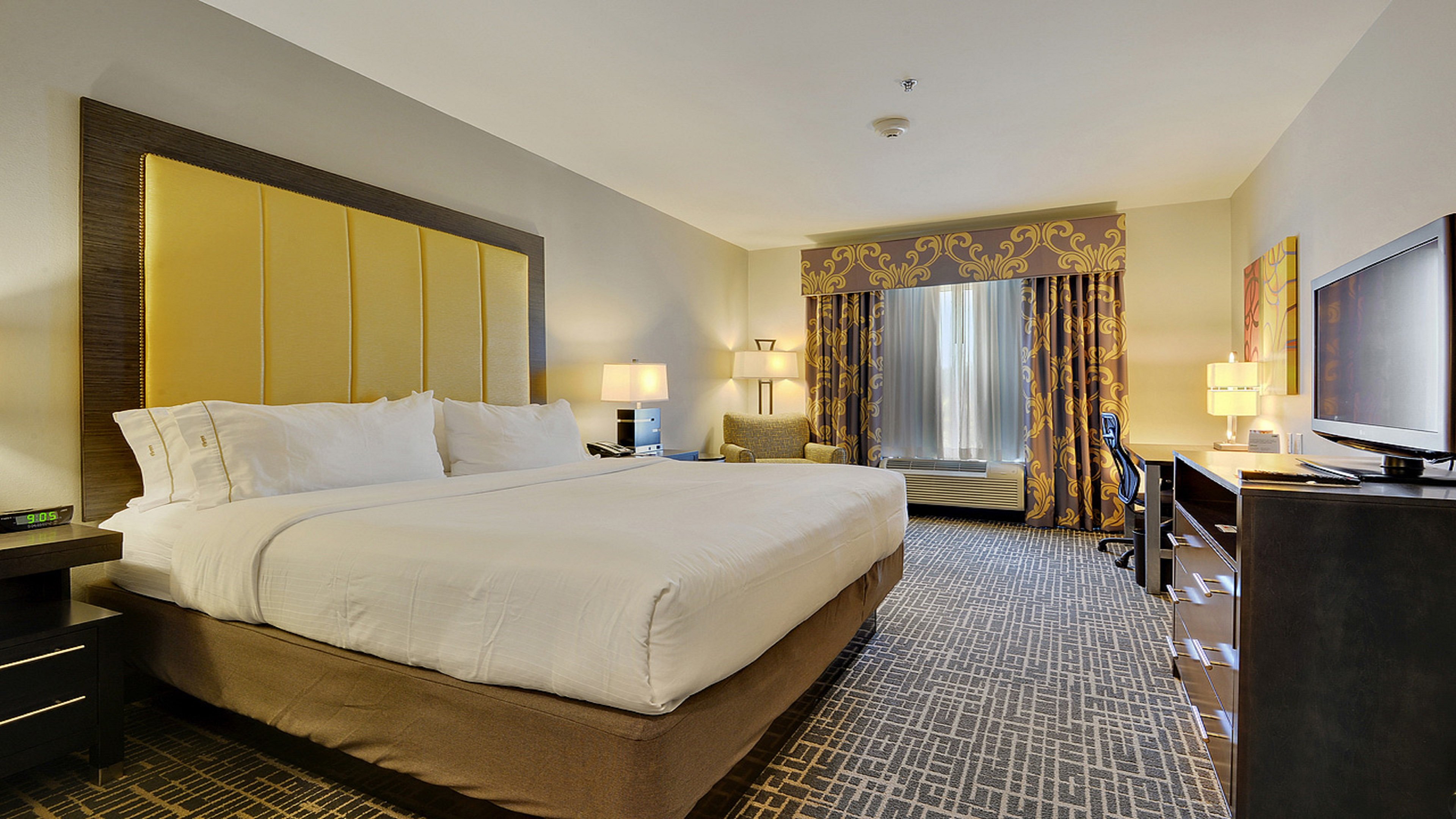 holiday inn express and suites gonzales by ihg