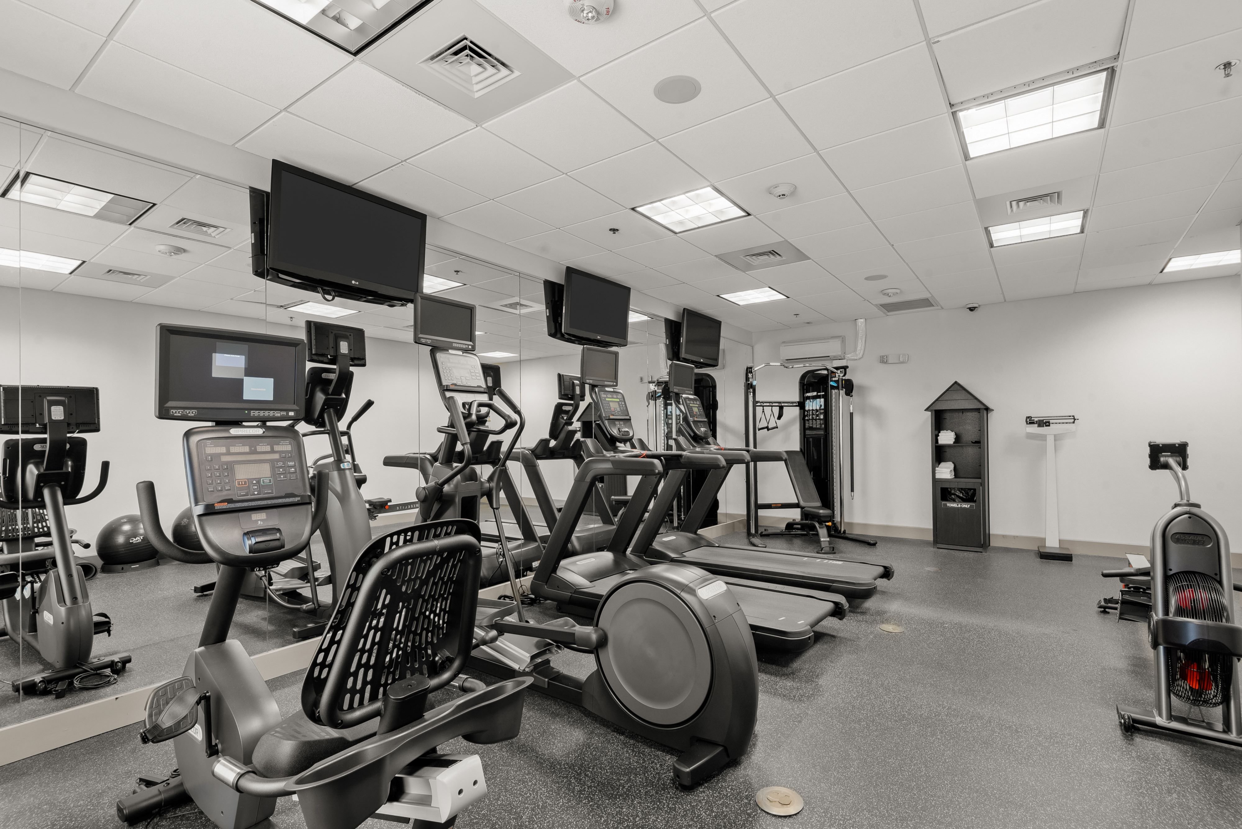 holiday inn express and suites gonzales by ihg