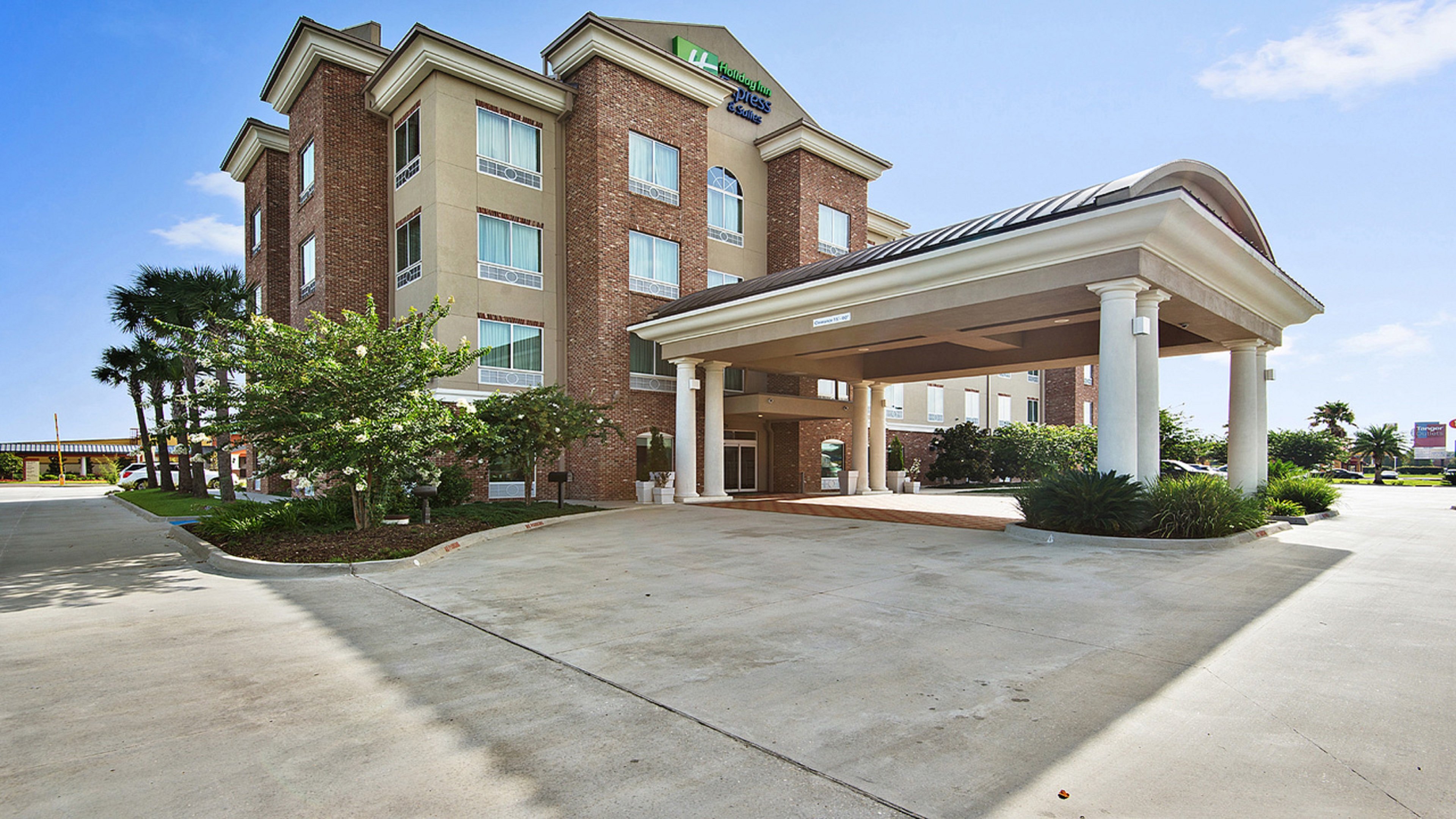 holiday inn express and suites gonzales by ihg