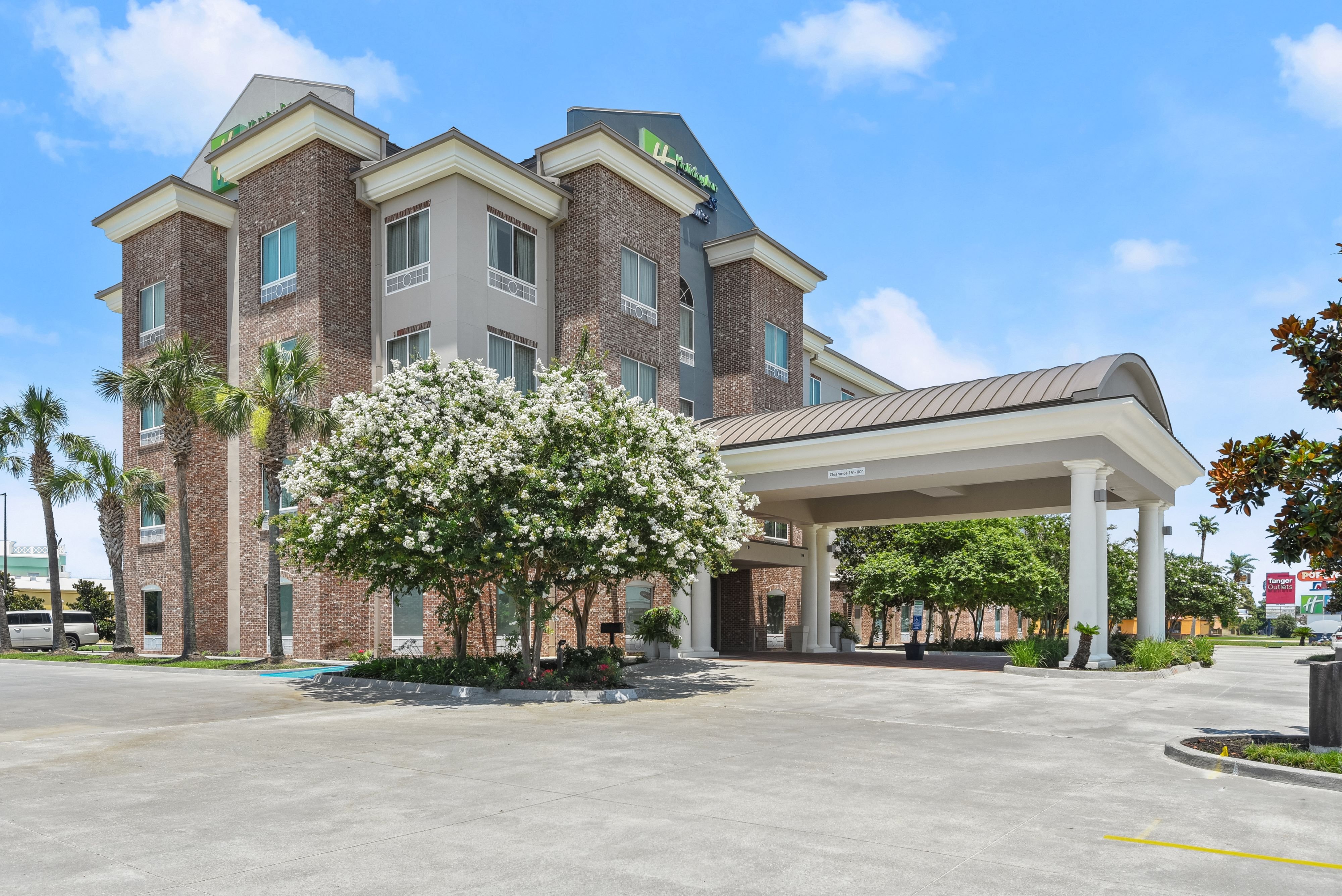 holiday inn express and suites gonzales by ihg