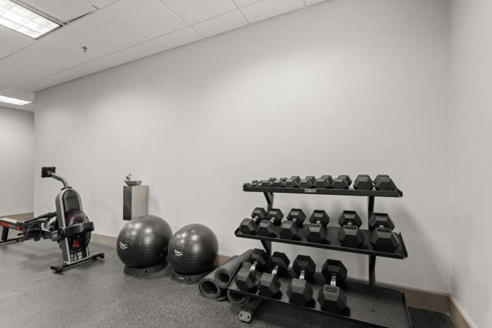 holiday inn express and suites gonzales by ihg