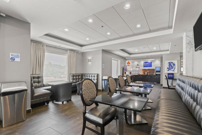 holiday inn express and suites gonzales by ihg