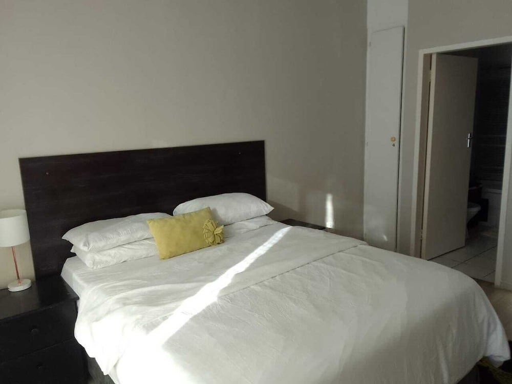 central sandton apartment