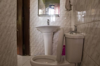 Turaco Intercounty Resort,,2 star