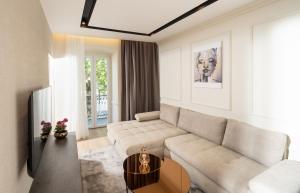 premium apartments with balcony