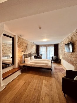 cinderella hotel and cafe