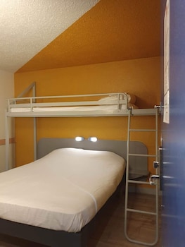 Cit'hotel Design Booking,10 Allee Louis Tillet,2 star