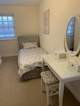 stunning 2 bed apartment in bawtry england