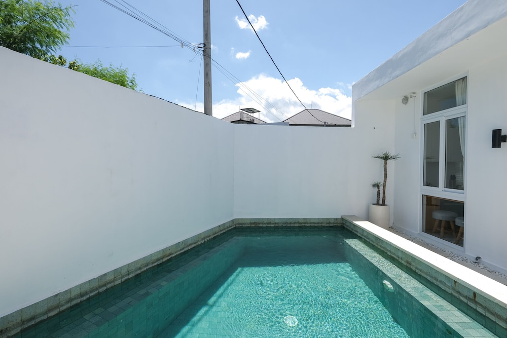 villa christine canggu