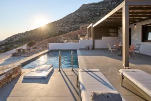 voya sifnos mindful stay
