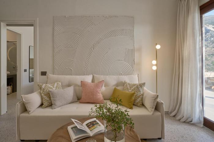 voya sifnos mindful stay