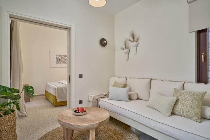 voya sifnos mindful stay