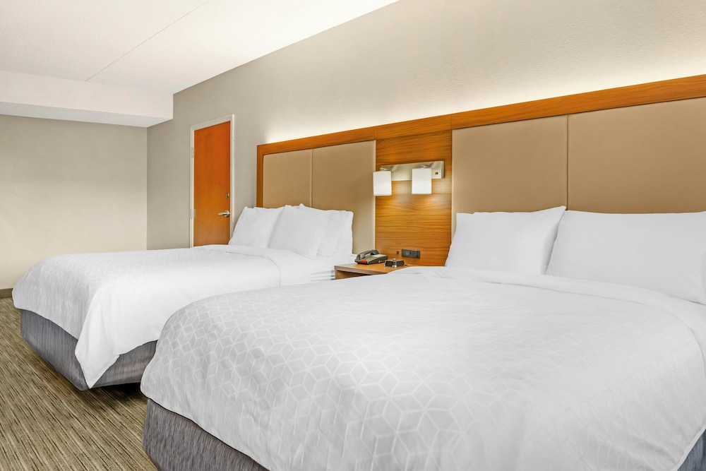 holiday inn express hotel and suites hillview by ihg
