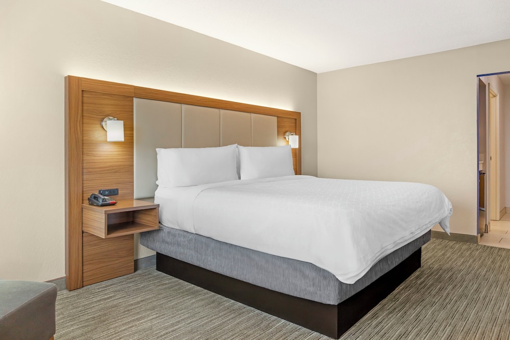 holiday inn express hotel and suites hillview by ihg