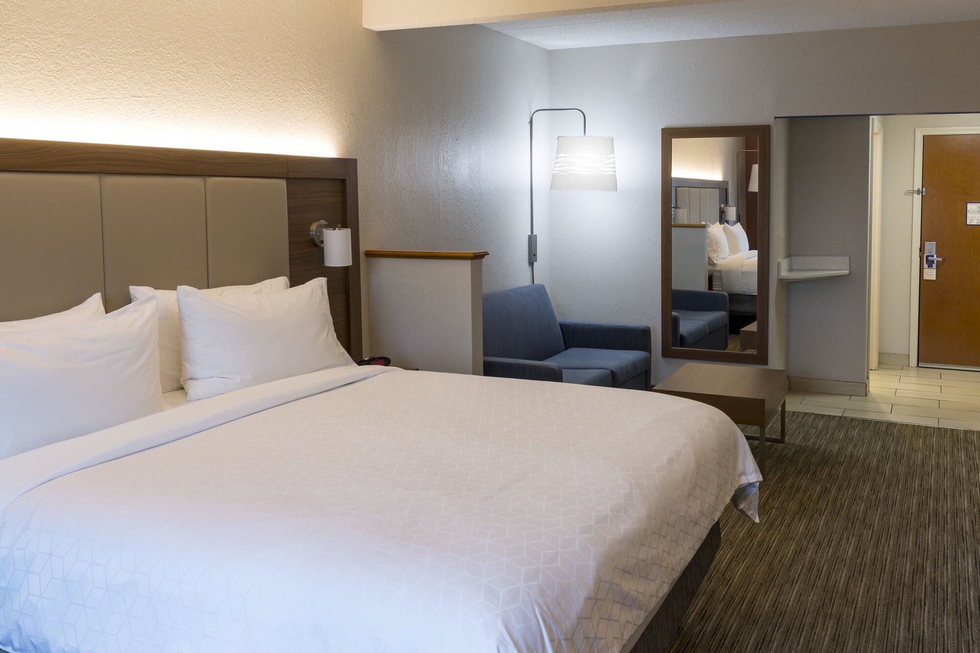 holiday inn express hotel and suites hillview by ihg