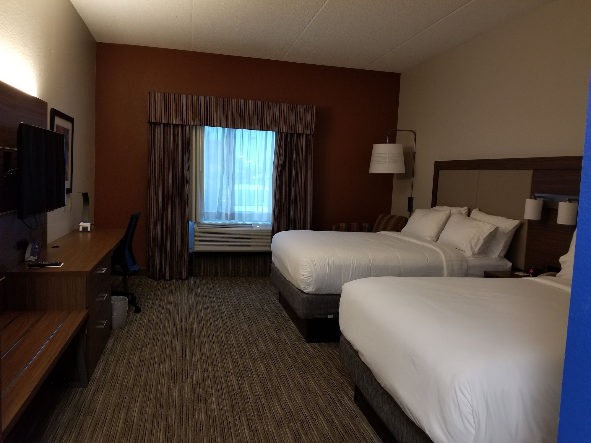 holiday inn express hotel and suites hillview by ihg