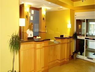 holiday inn express hotel and suites hillview by ihg