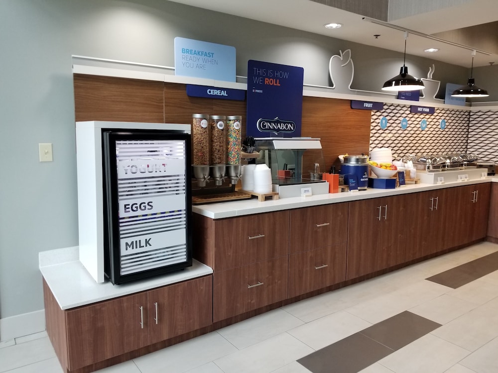 holiday inn express hotel and suites hillview by ihg