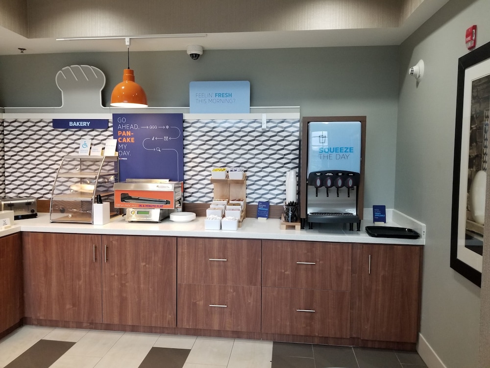 holiday inn express hotel and suites hillview by ihg