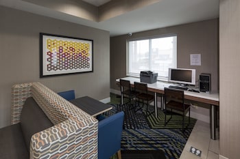 holiday inn express hotel and suites hillview by ihg
