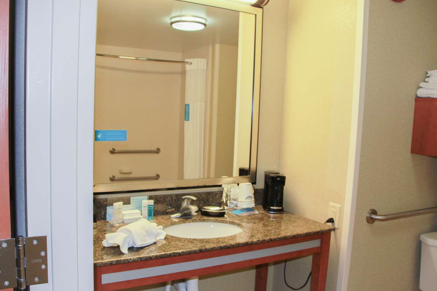 hampton inn and suites radcliff fort knox