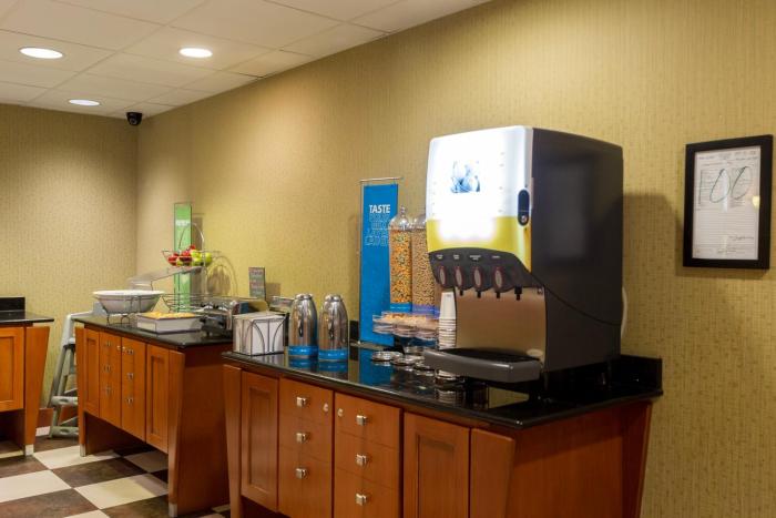 hampton inn and suites radcliff fort knox