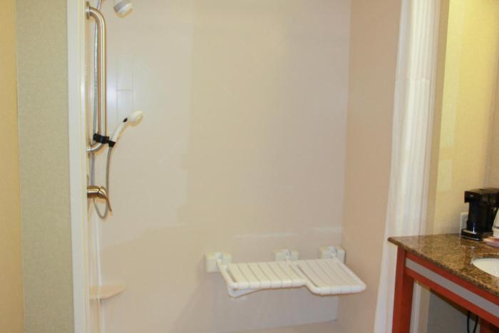 hampton inn and suites radcliff fort knox