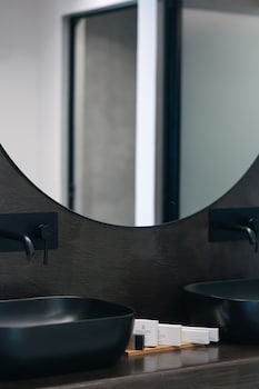 elements cozy suites