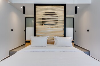 elements cozy suites