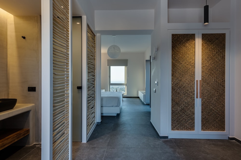 elements cozy suites