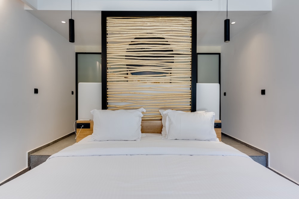 elements cozy suites