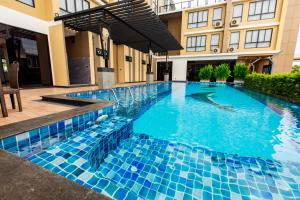 siri hotel lumphun