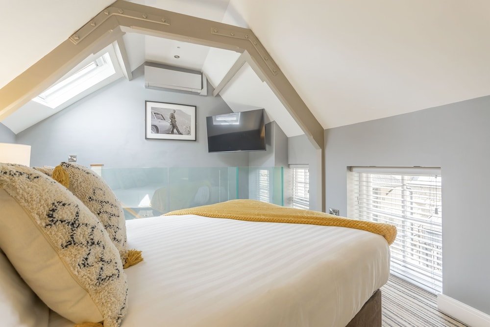 the old school room the lace market