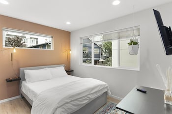 ballards sweet suites