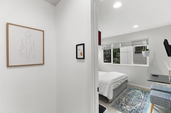 ballards sweet suites