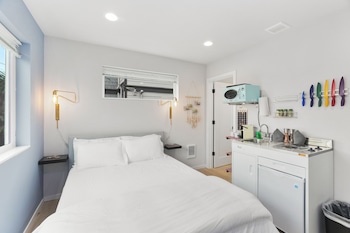 ballards sweet suites