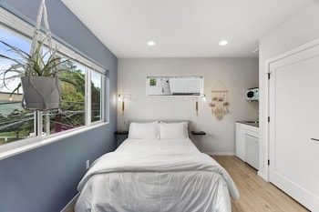 ballards sweet suites