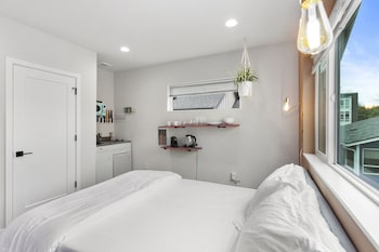 ballards sweet suites