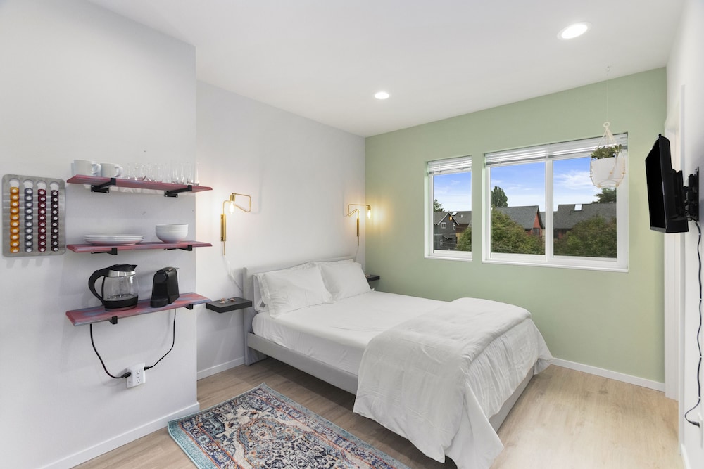 ballards sweet suites