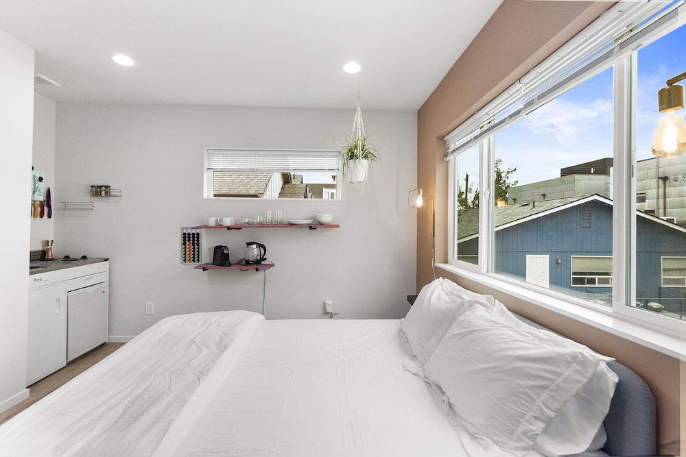 ballards sweet suites