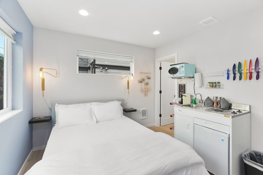 ballards sweet suites