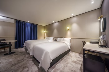 brown dot hotel geomdan