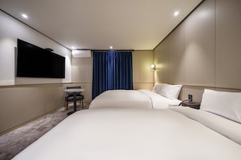 brown dot hotel geomdan