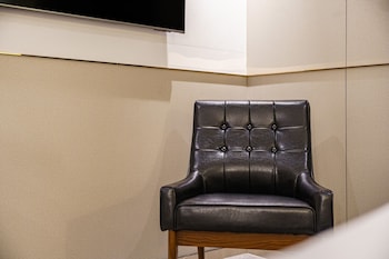 brown dot hotel geomdan